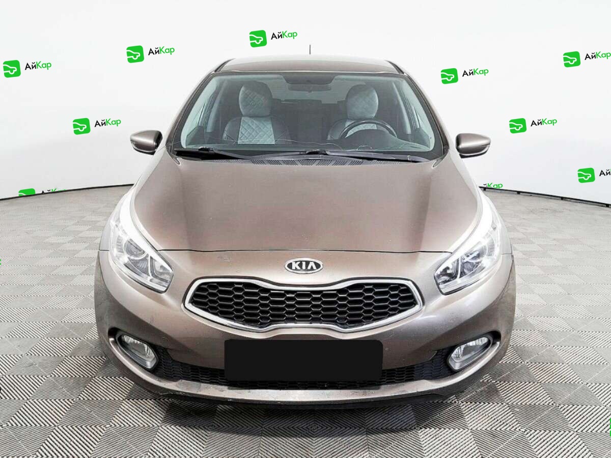 Kia Ceed с пробегом — 2012 год. Фото: #1
