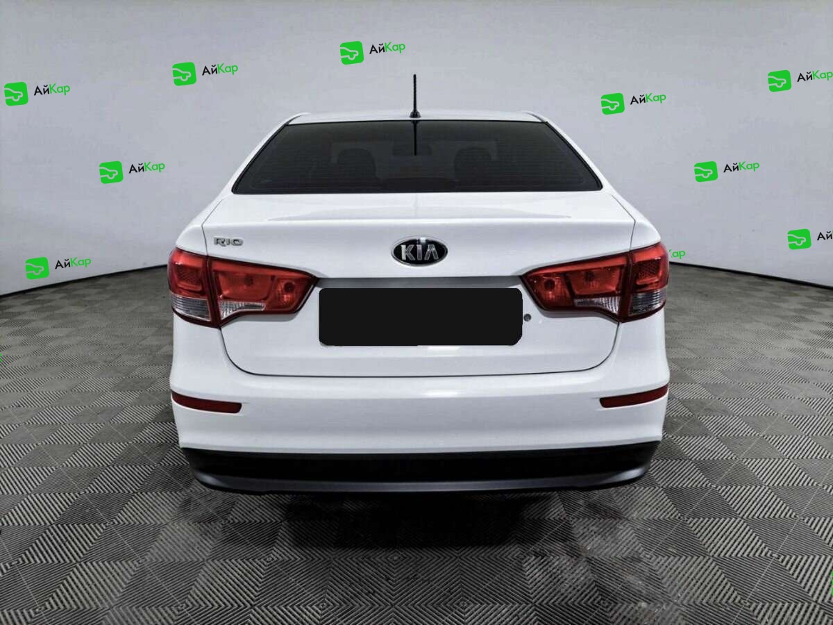Kia Rio с пробегом — 2016 год. Фото: #5