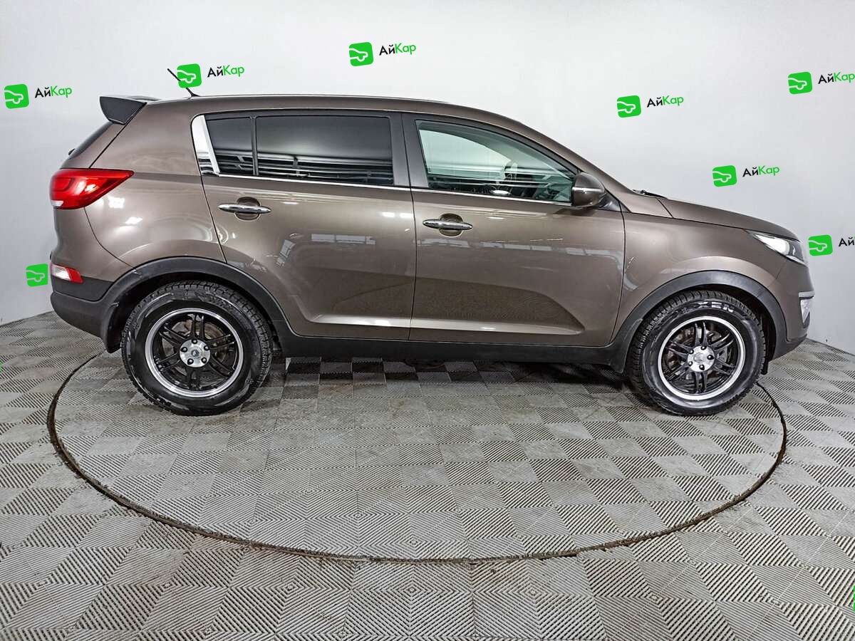 Kia Sportage с пробегом — 2015 год. Фото: #3