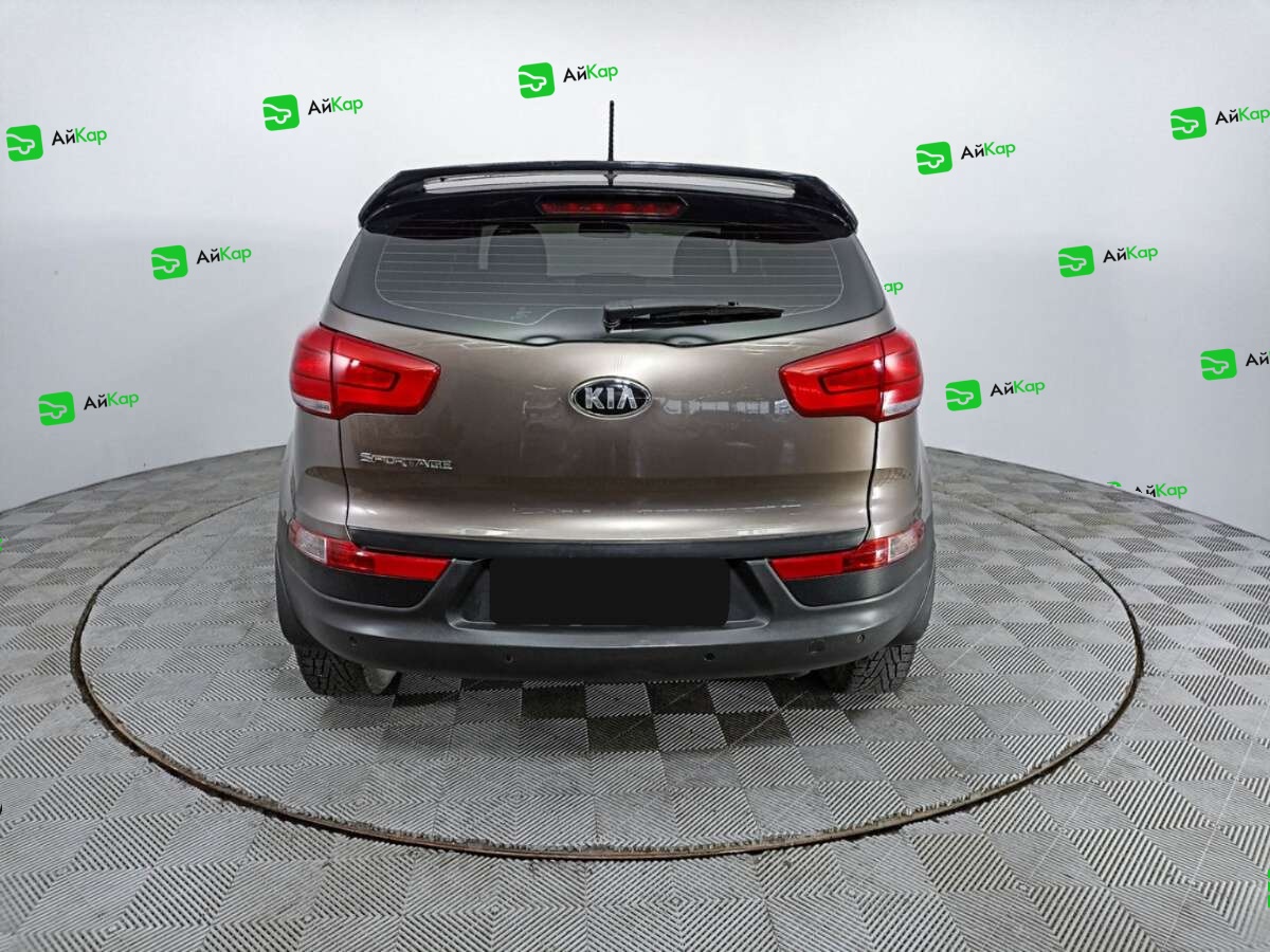 Kia Sportage с пробегом — 2015 год. Фото: #5