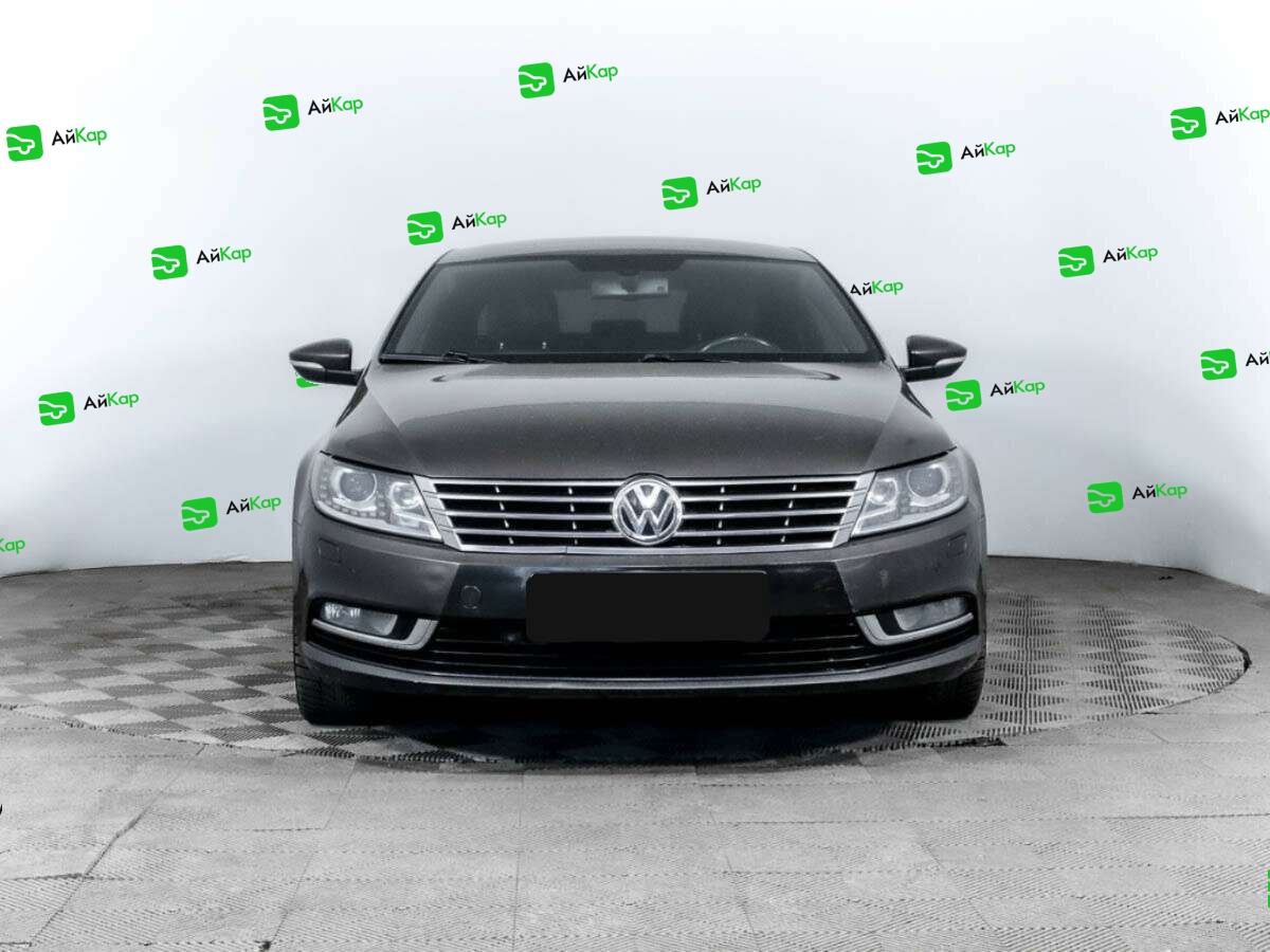 Volkswagen Passat CC с пробегом — 2012 год. Фото: #1