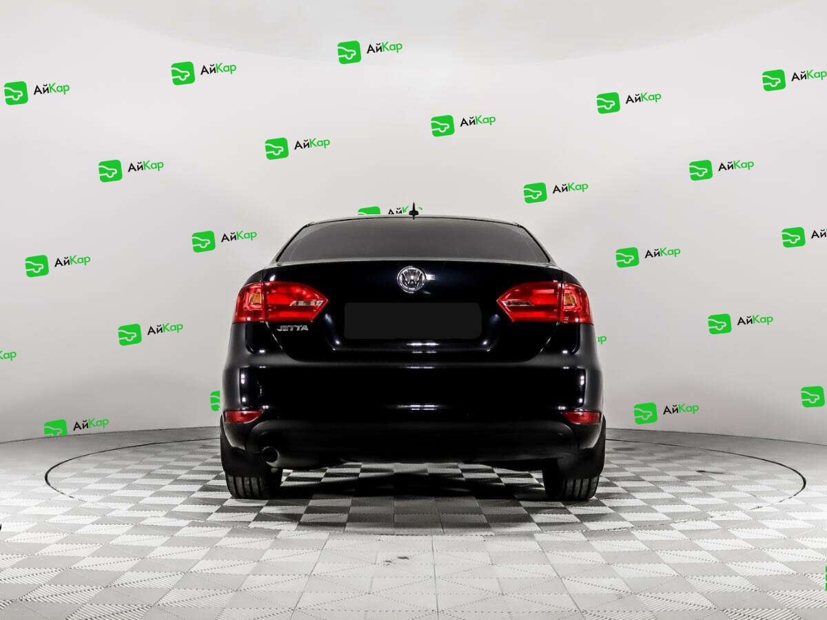 Volkswagen Jetta с пробегом — 2014 год. Фото: #5