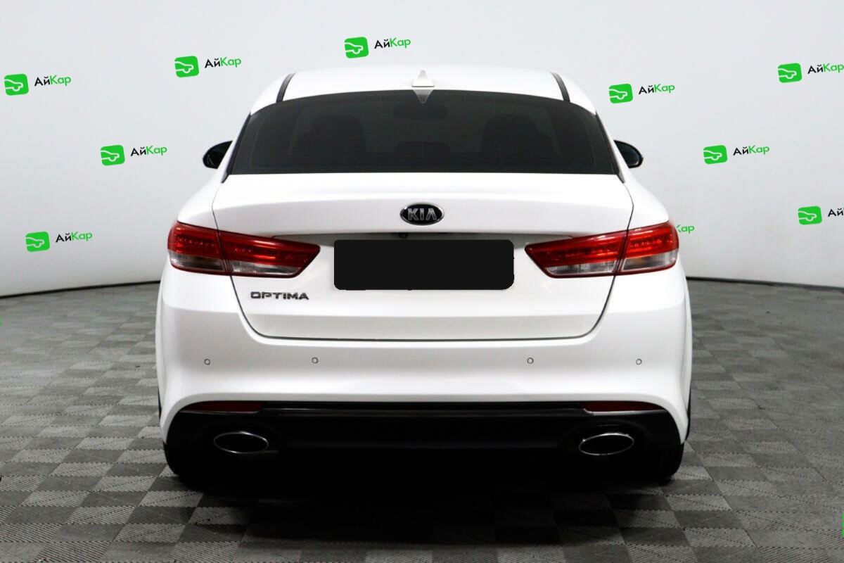 Kia Optima с пробегом — 2016 год. Фото: #5