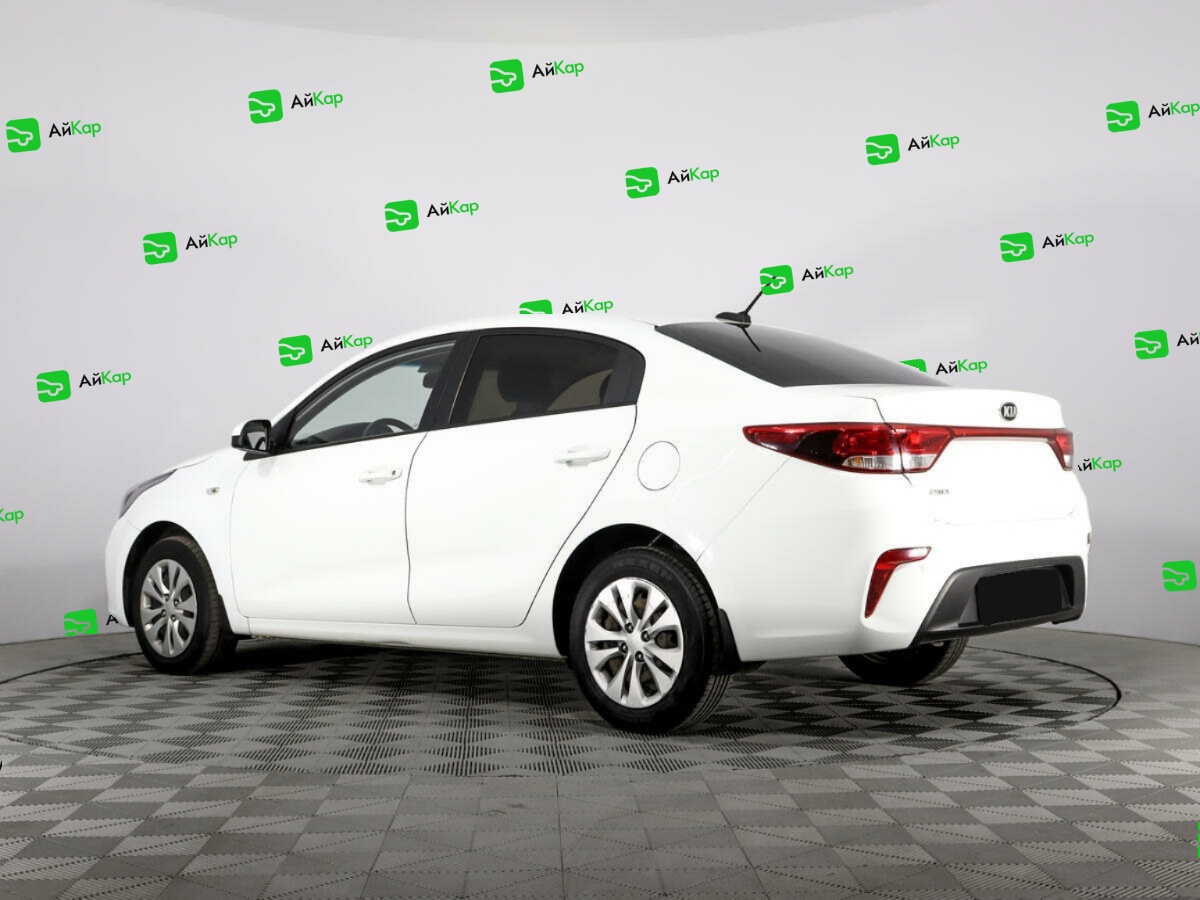 Kia Rio с пробегом — 2017 год. Фото: #6
