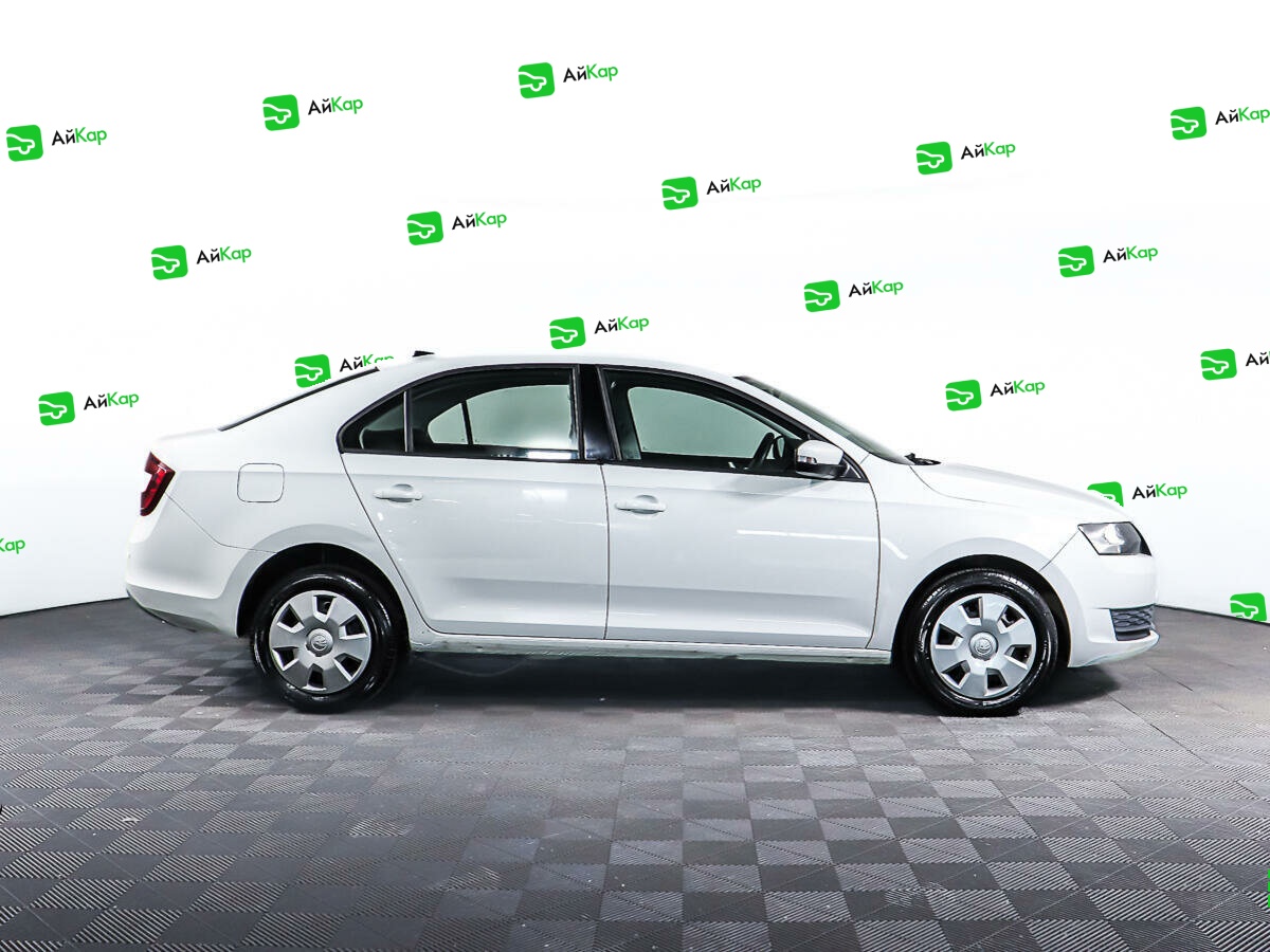 Skoda Rapid с пробегом — 2019 год. Фото: #3