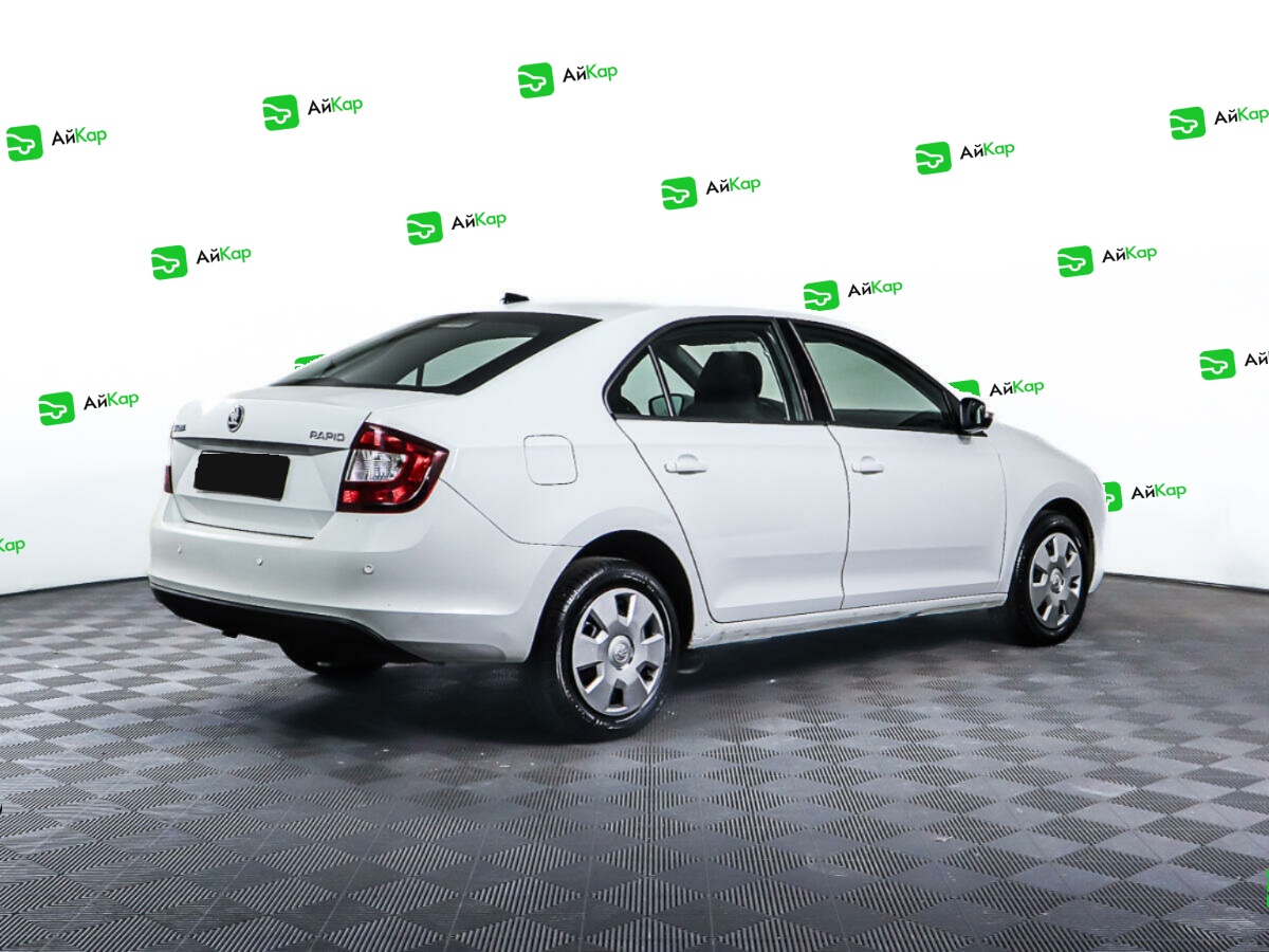 Skoda Rapid с пробегом — 2019 год. Фото: #4