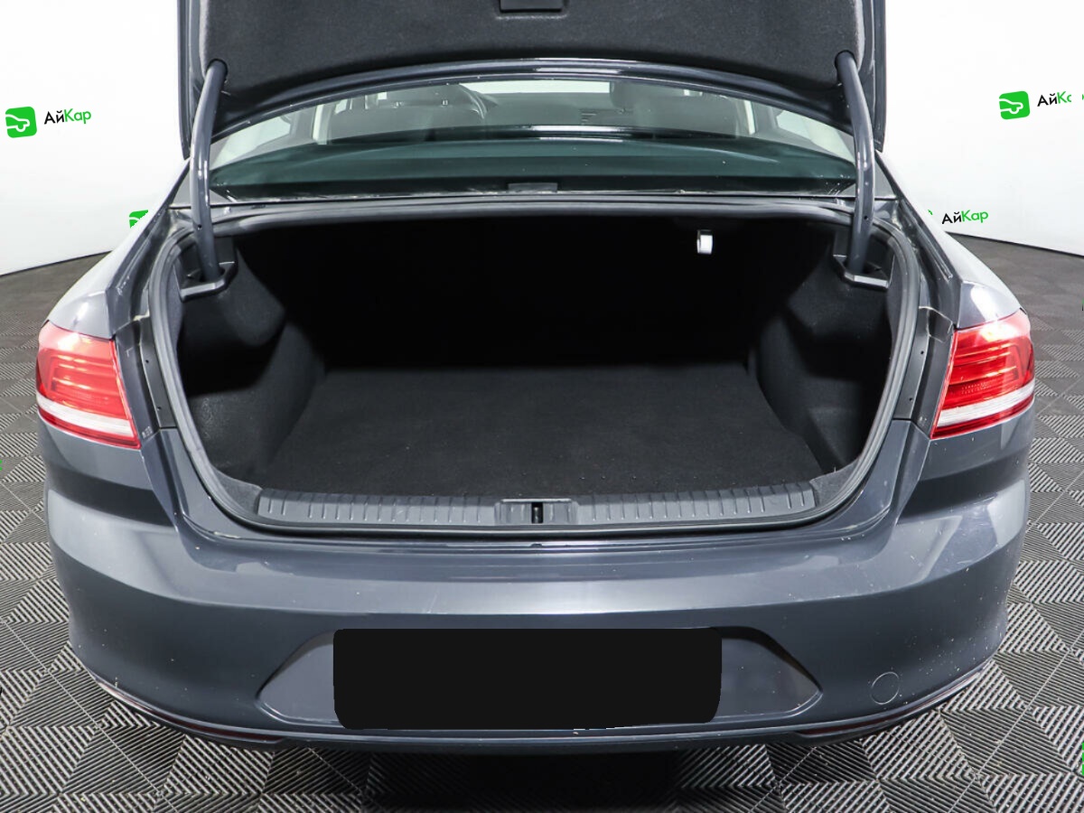 Volkswagen Passat с пробегом — 2017 год. Фото: #8