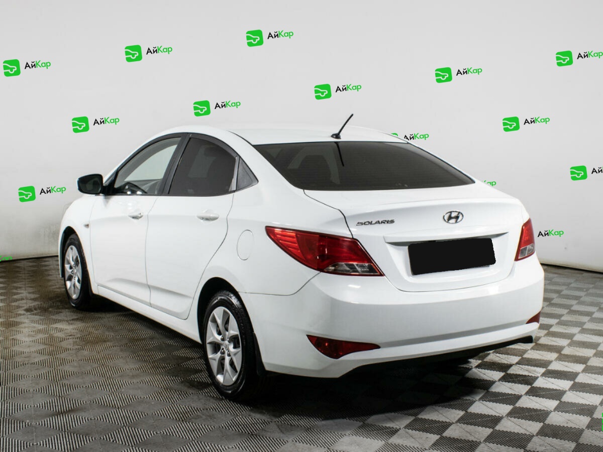 Hyundai Solaris с пробегом — 2016 год. Фото: #6