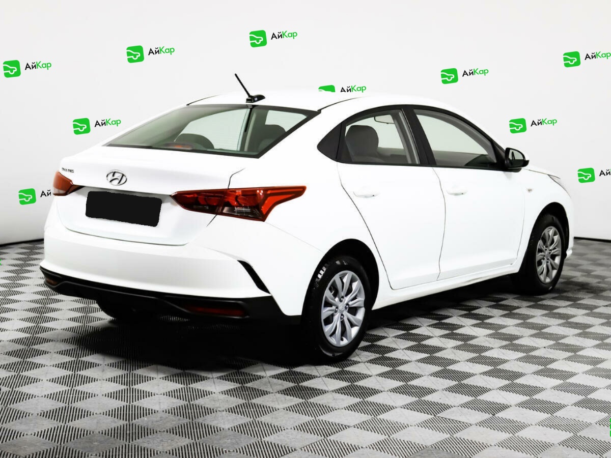 Hyundai Solaris с пробегом — 2020 год. Фото: #4