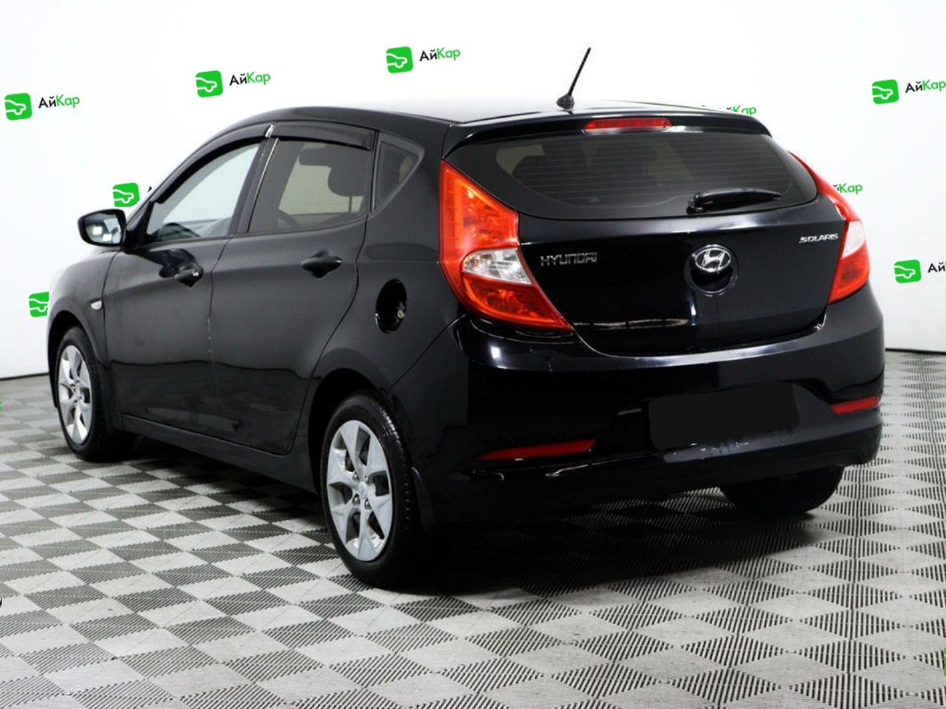 Hyundai Solaris с пробегом — 2015 год. Фото: #6