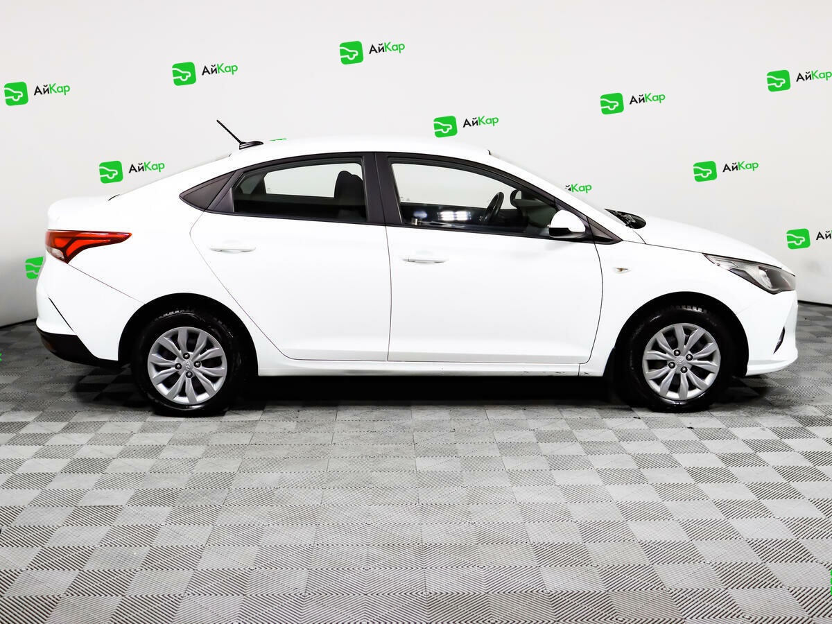 Hyundai Solaris с пробегом — 2020 год. Фото: #3