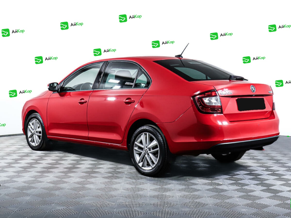 Skoda Rapid с пробегом — 2019 год. Фото: #6