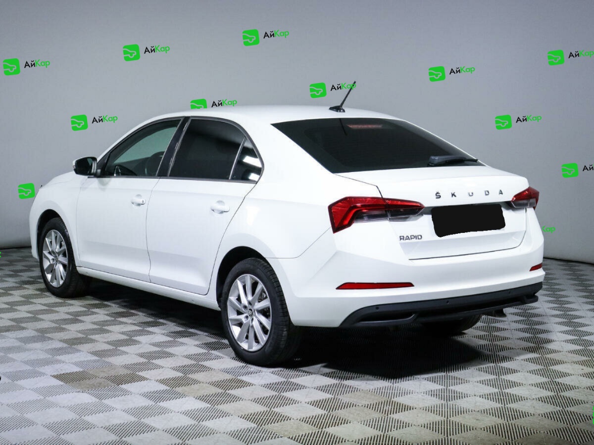 Skoda Rapid с пробегом — 2021 год. Фото: #6