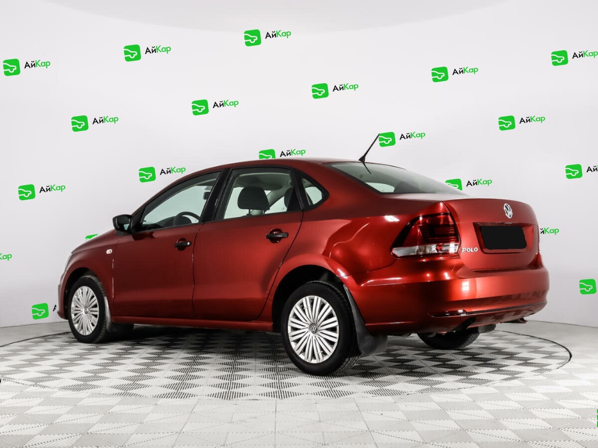 Volkswagen Polo с пробегом — 2016 год. Фото: #6