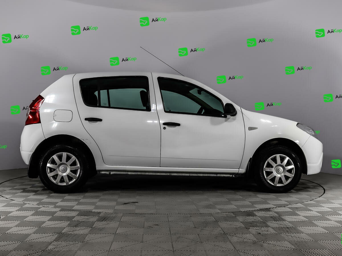 Renault Sandero с пробегом — 2014 год. Фото: #3