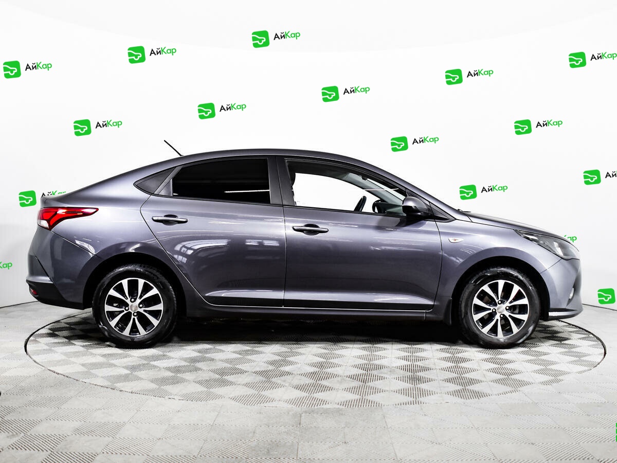 Hyundai Solaris с пробегом — 2021 год. Фото: #3