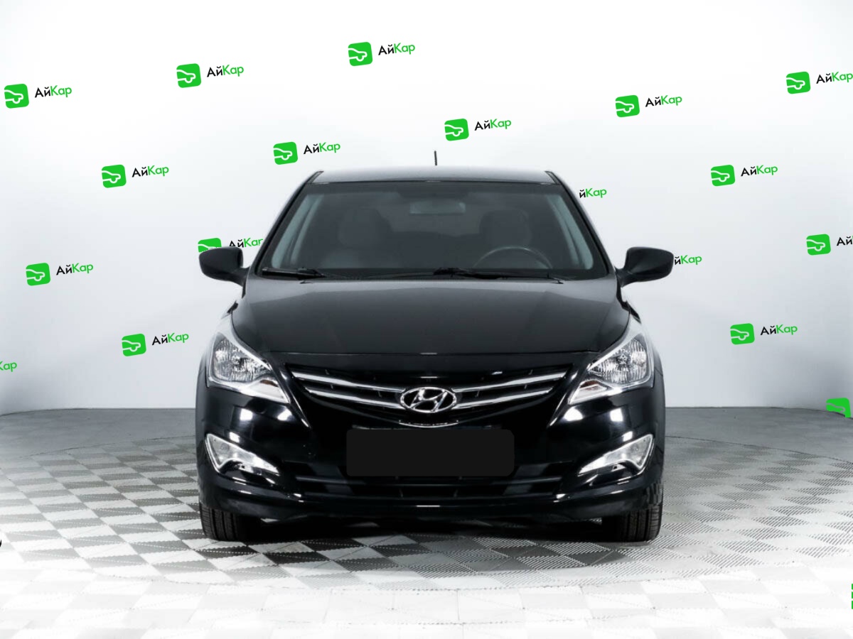 Hyundai Solaris с пробегом — 2015 год. Фото: #1