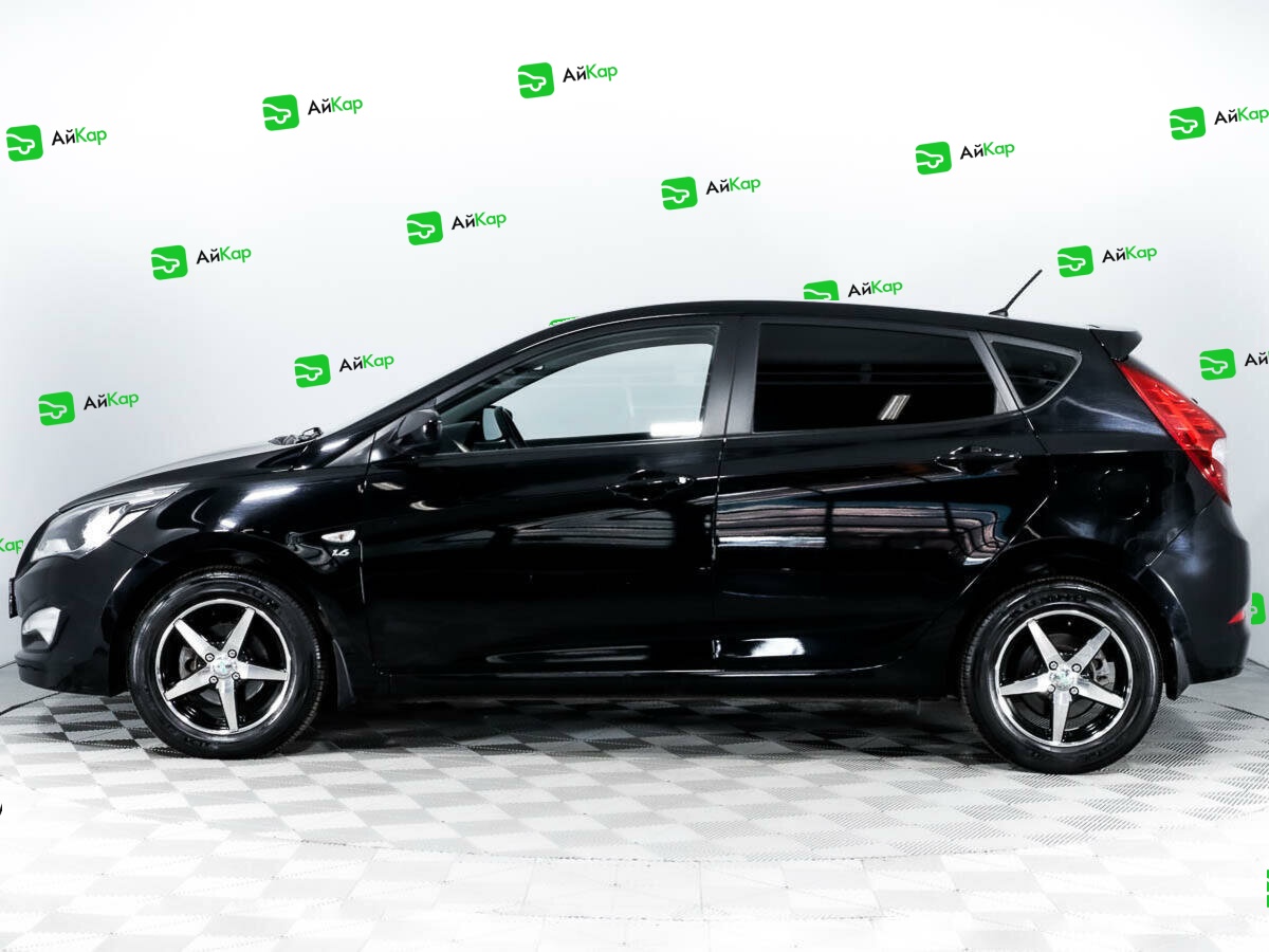 Hyundai Solaris с пробегом — 2015 год. Фото: #7