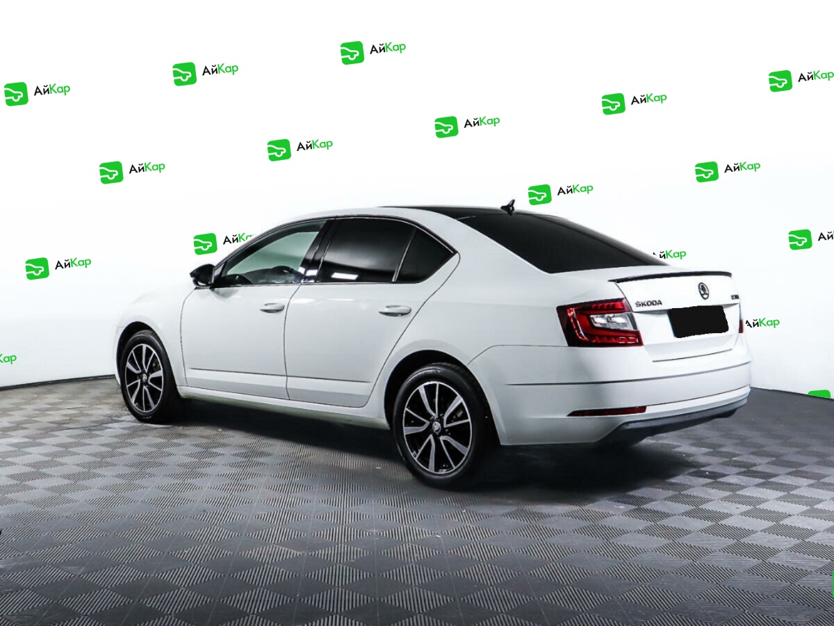 Skoda Octavia с пробегом — 2018 год. Фото: #6