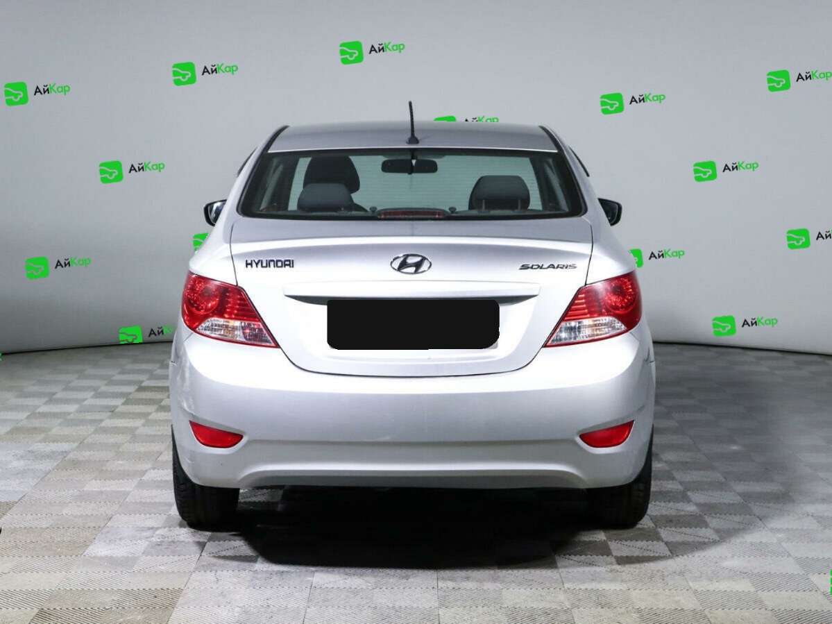 Hyundai Solaris с пробегом — 2014 год. Фото: #4