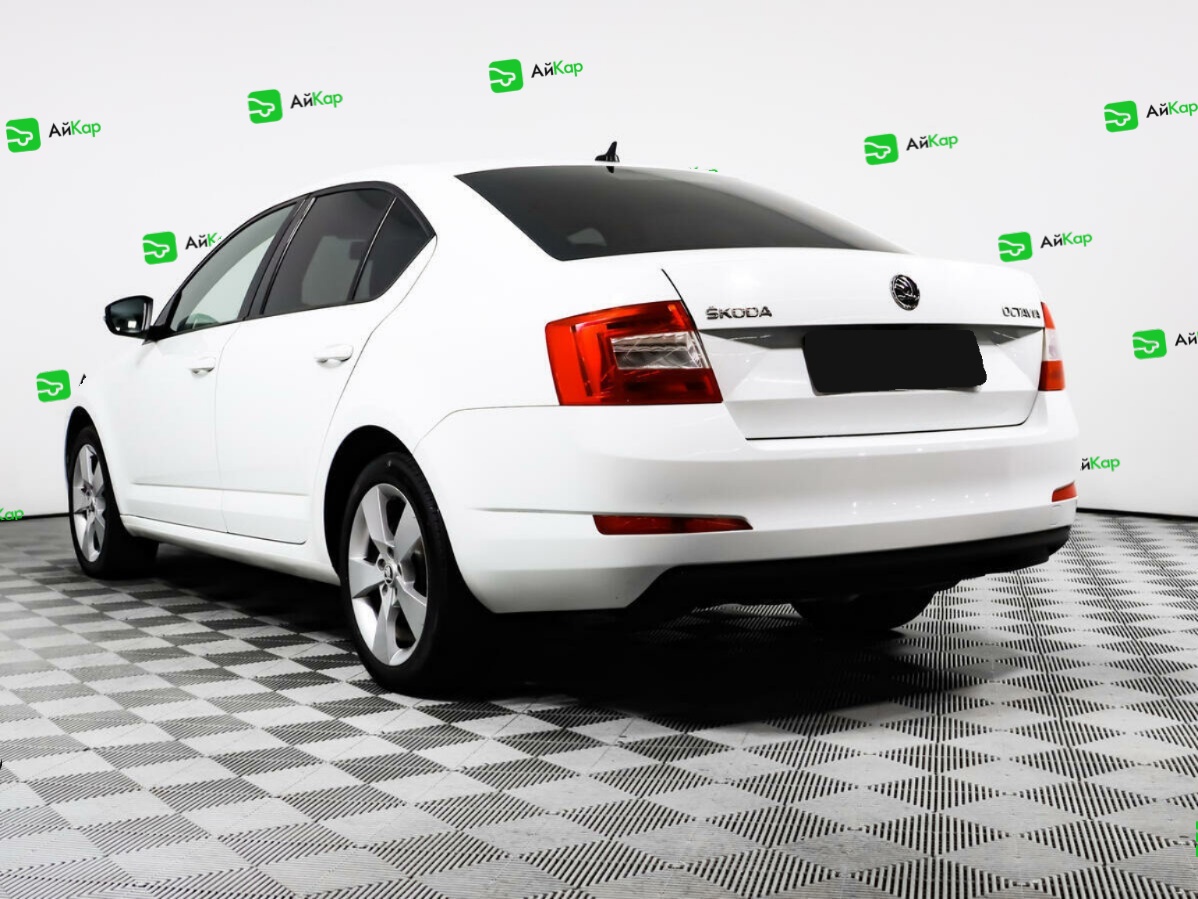 Skoda Octavia с пробегом — 2016 год. Фото: #6