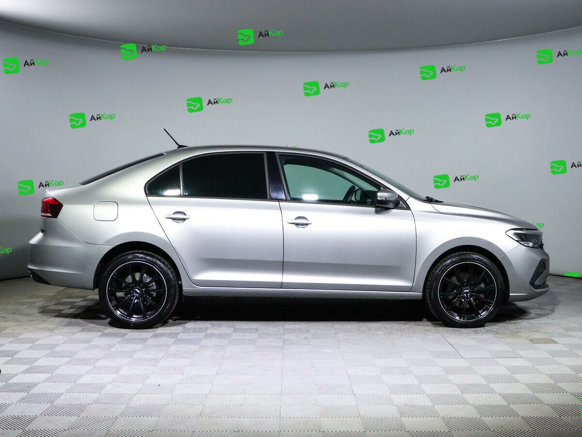 Volkswagen Polo с пробегом — 2021 год. Фото: #3