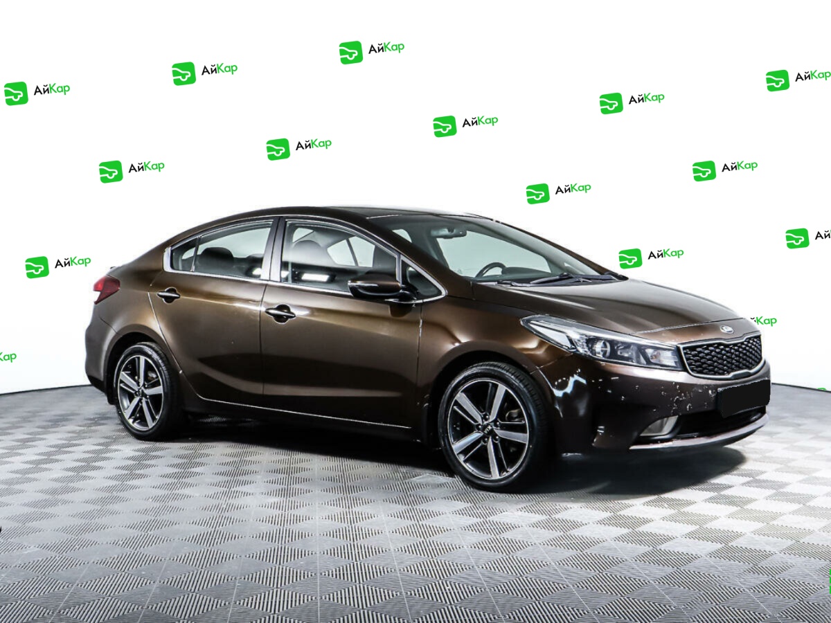 Kia Cerato с пробегом — 2017 год. Фото: #2
