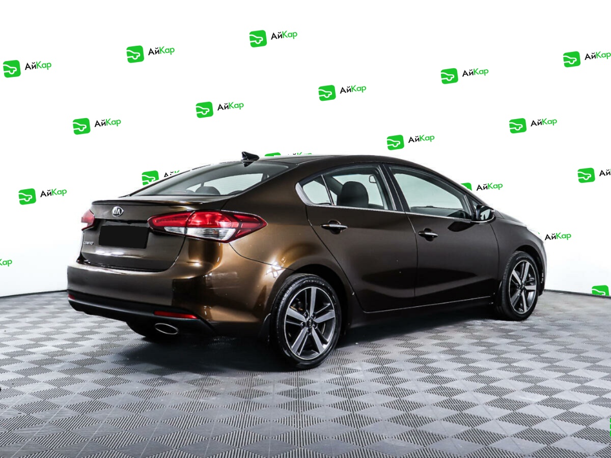 Kia Cerato с пробегом — 2017 год. Фото: #4