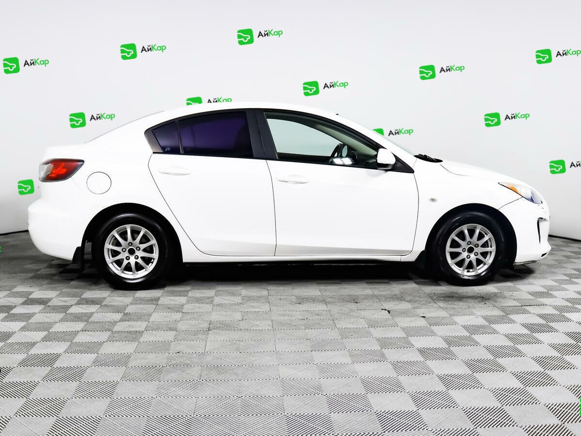 Mazda 3 с пробегом — 2012 год. Фото: #3