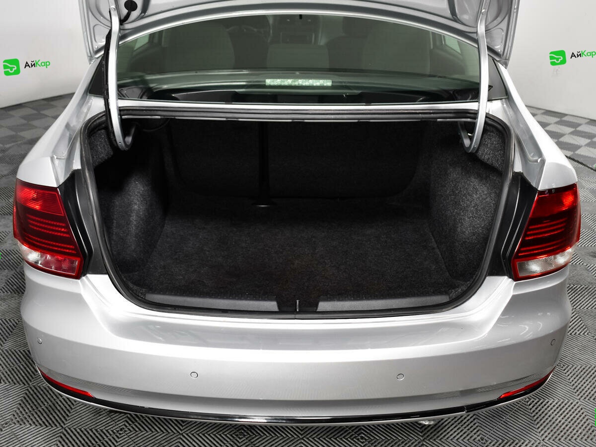 Volkswagen Polo с пробегом — 2017 год. Фото: #13