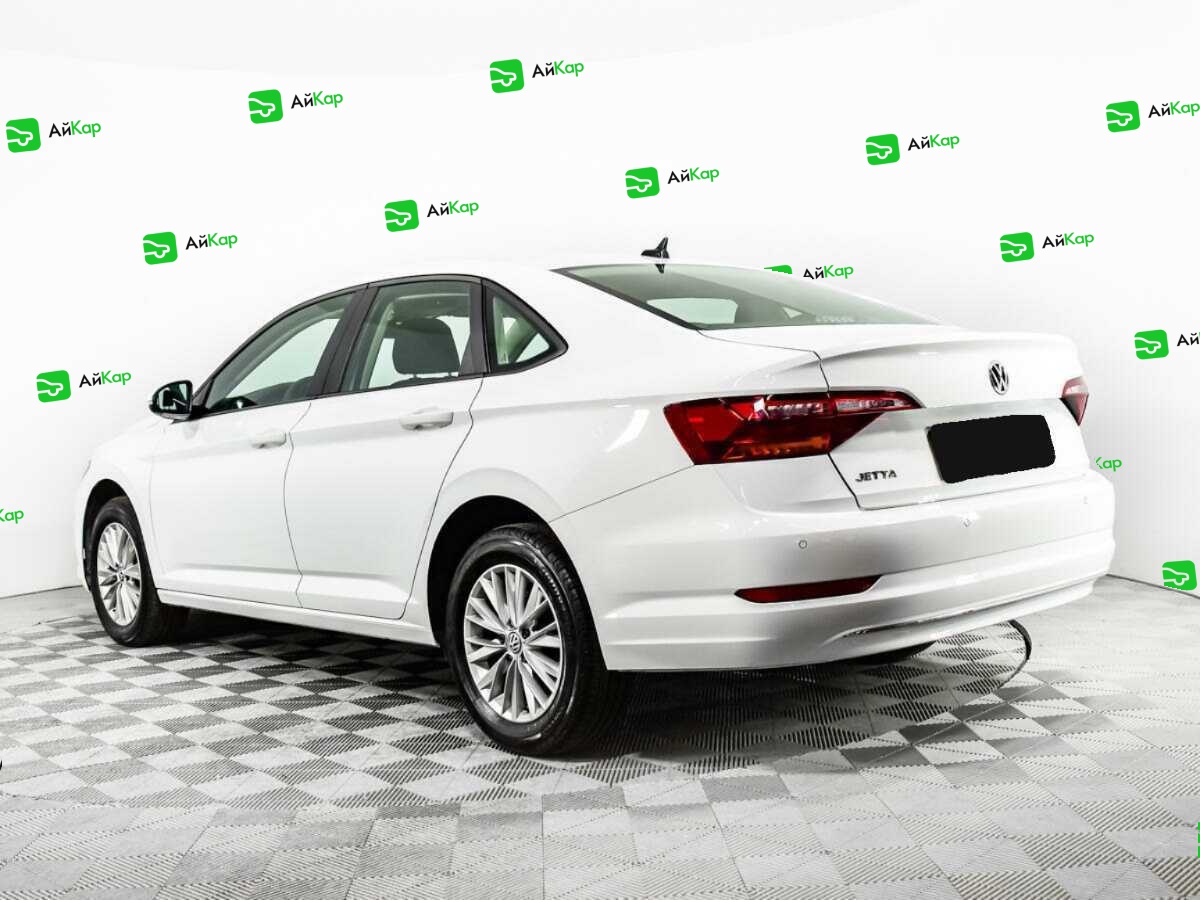 Volkswagen Jetta с пробегом — 2020 год. Фото: #6