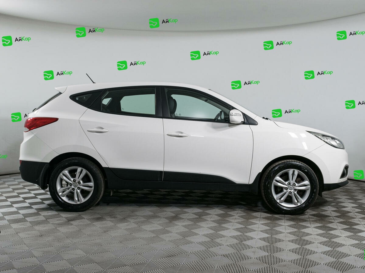Hyundai ix35 с пробегом — 2012 год. Фото: #3