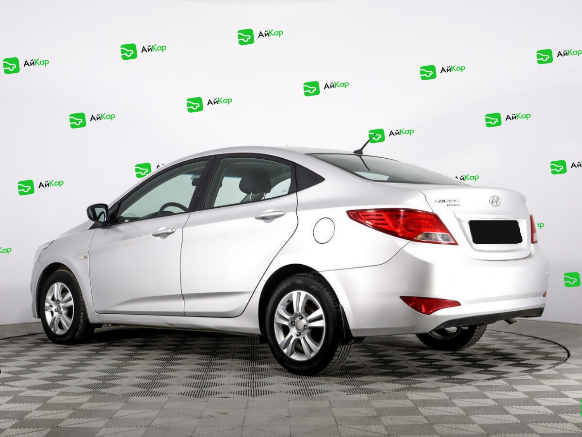 Hyundai Solaris с пробегом — 2016 год. Фото: #6