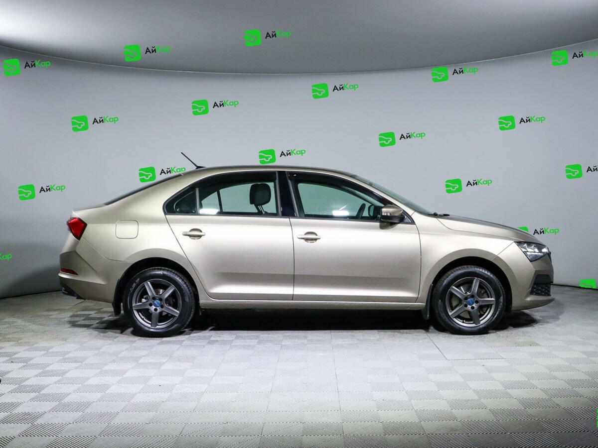 Skoda Rapid с пробегом — 2021 год. Фото: #3