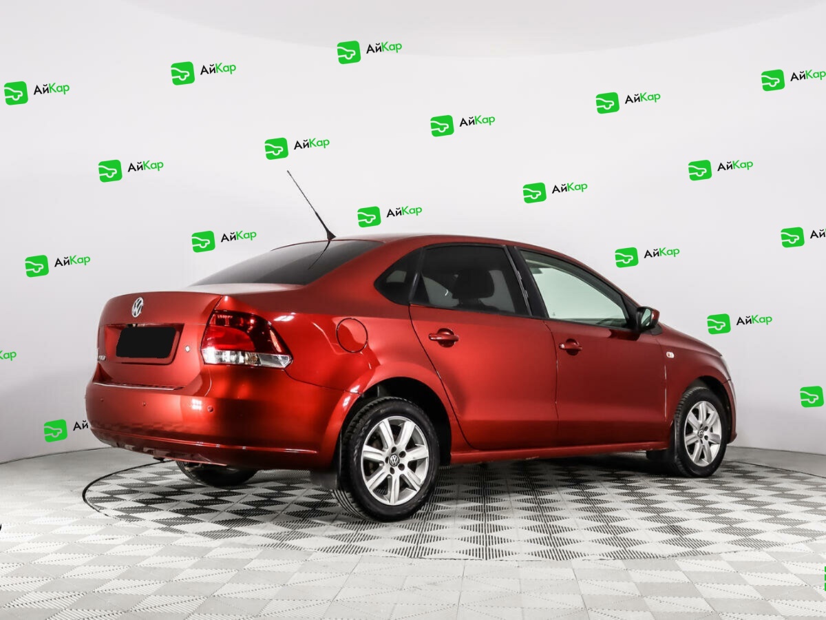 Volkswagen Polo с пробегом — 2012 год. Фото: #4