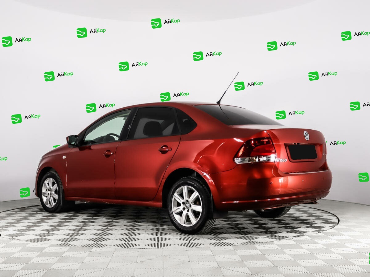 Volkswagen Polo с пробегом — 2012 год. Фото: #6