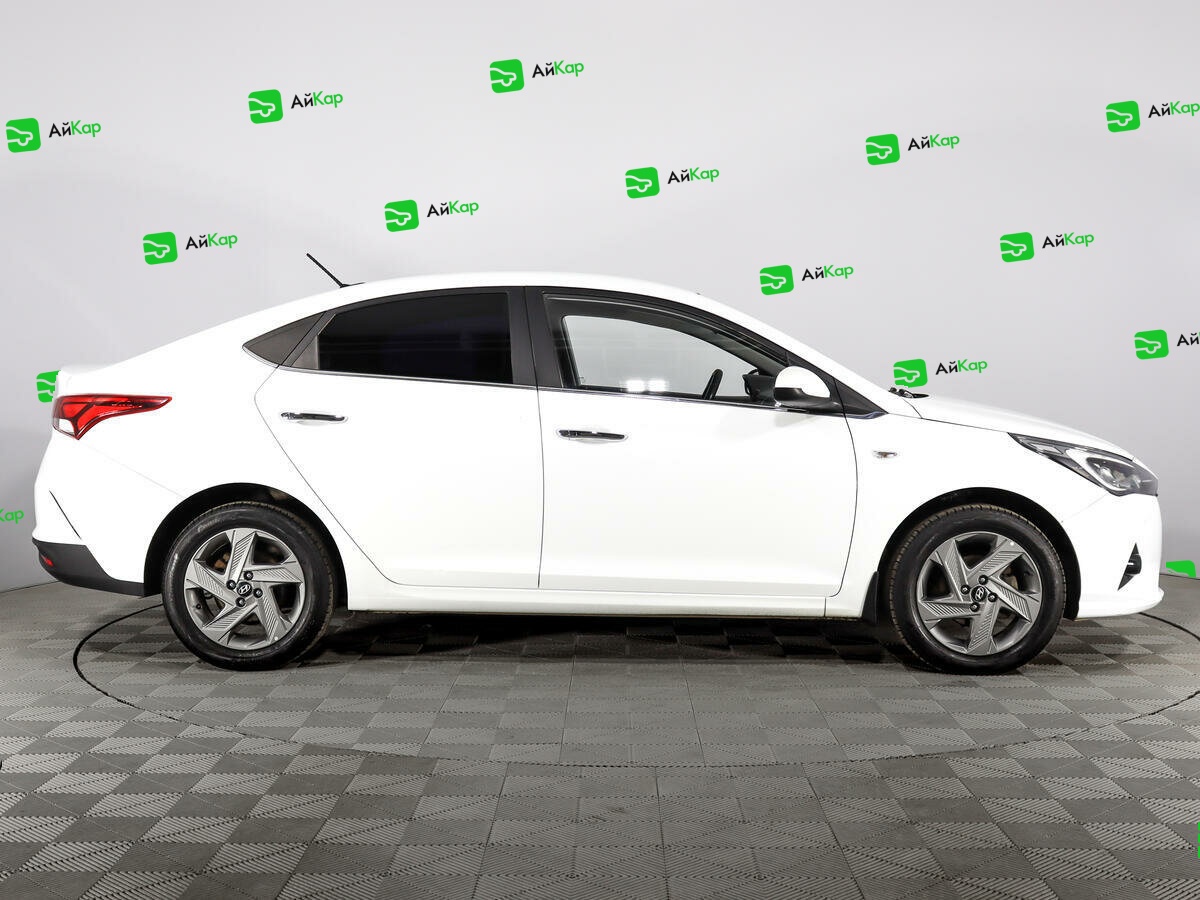 Hyundai Solaris с пробегом — 2020 год. Фото: #3