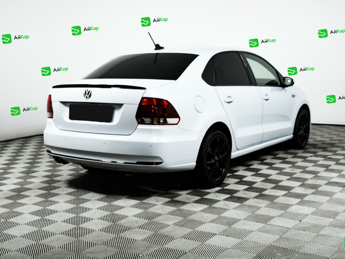 Volkswagen Polo с пробегом — 2018 год. Фото: #4
