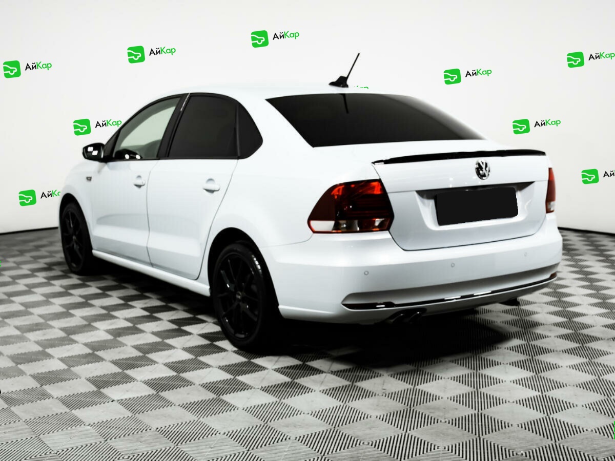 Volkswagen Polo с пробегом — 2018 год. Фото: #6