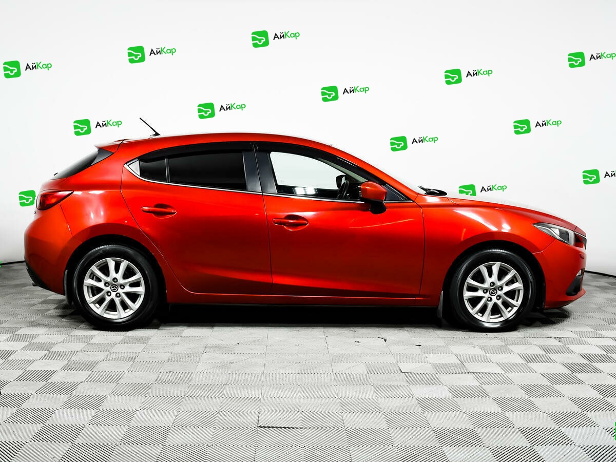 Mazda 3 с пробегом — 2014 год. Фото: #3