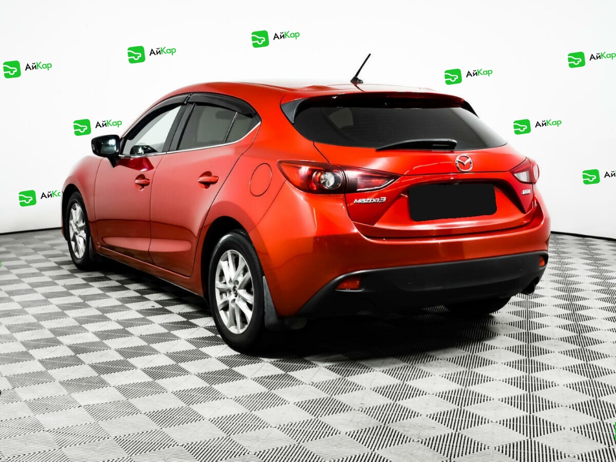 Mazda 3 с пробегом — 2014 год. Фото: #6