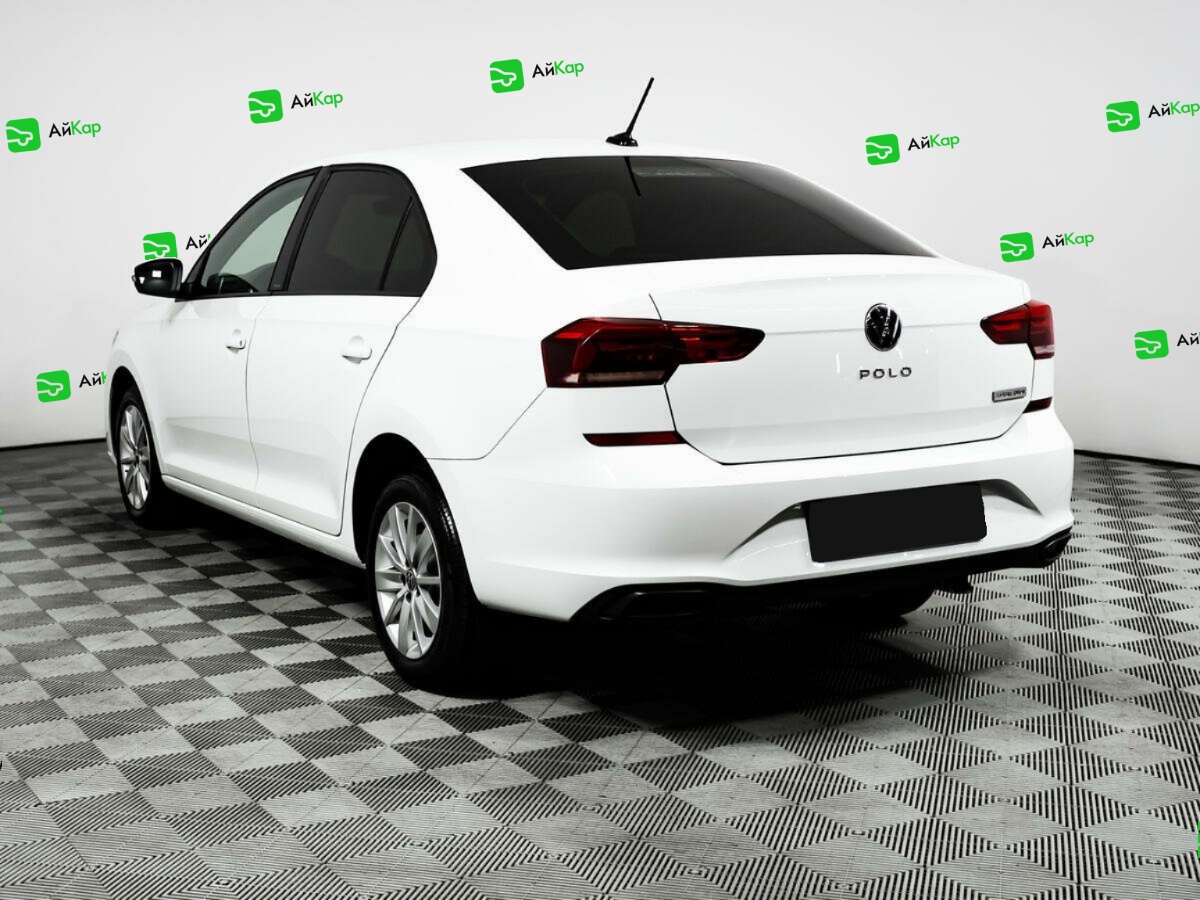 Volkswagen Polo с пробегом — 2021 год. Фото: #6