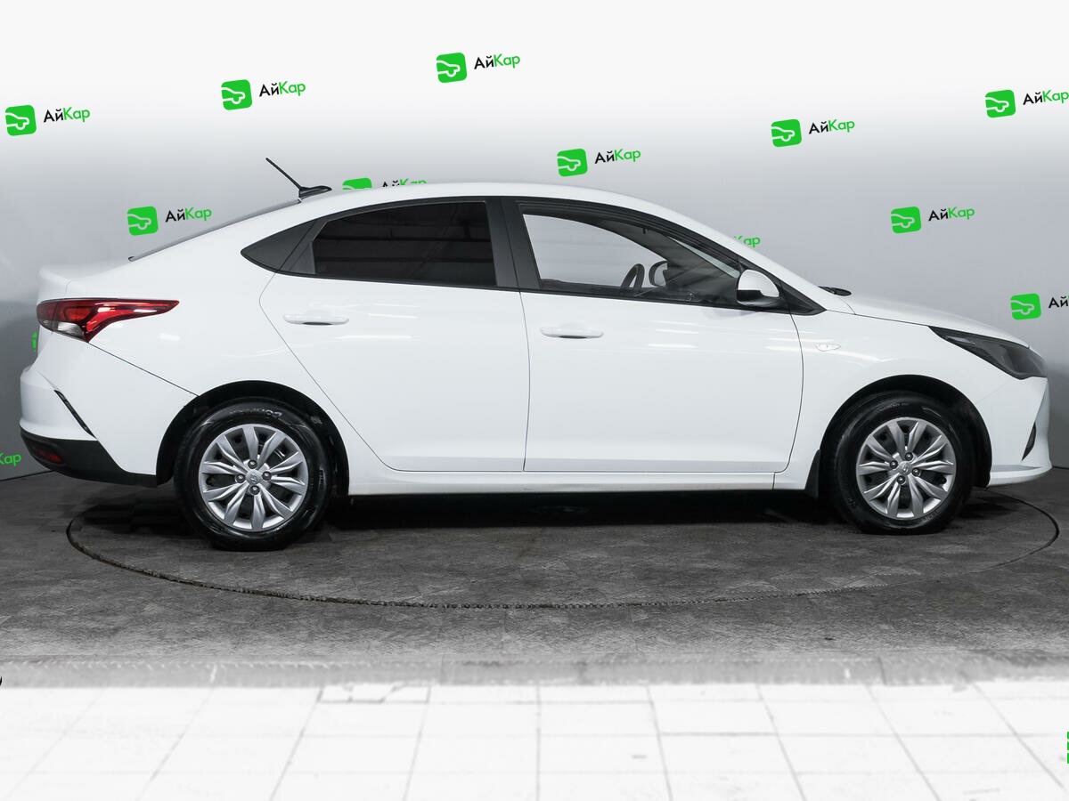 Hyundai Solaris с пробегом — 2020 год. Фото: #3