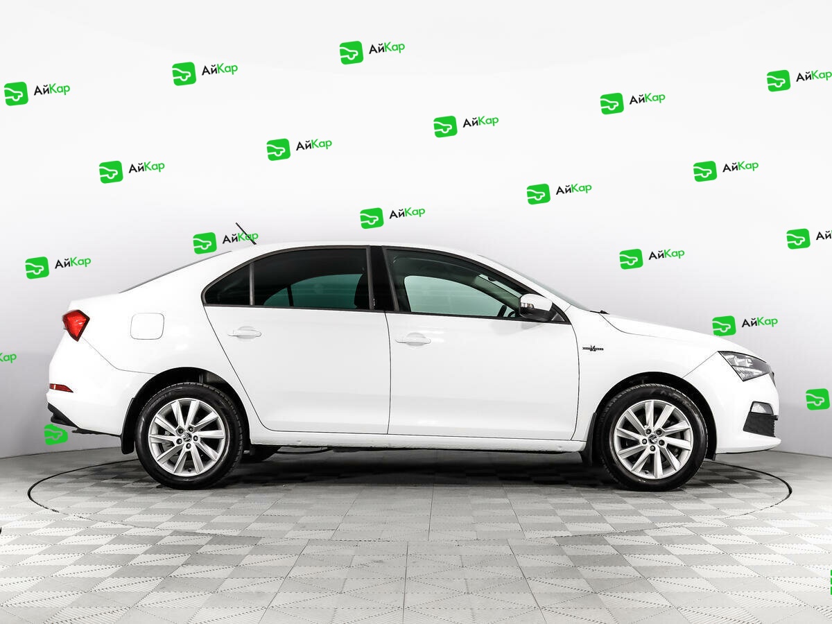 Skoda Rapid с пробегом — 2021 год. Фото: #3