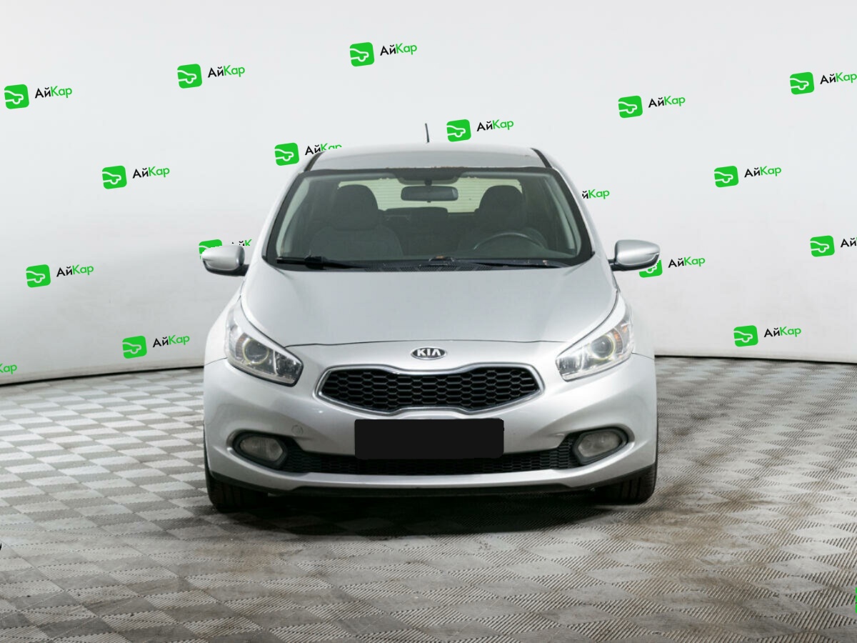 Kia Ceed с пробегом — 2012 год. Фото: #1