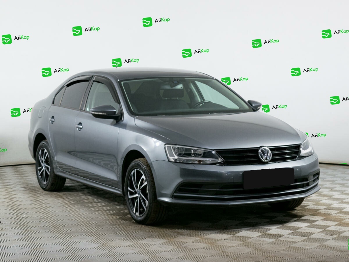 Volkswagen Jetta с пробегом — 2016 год. Фото: #2