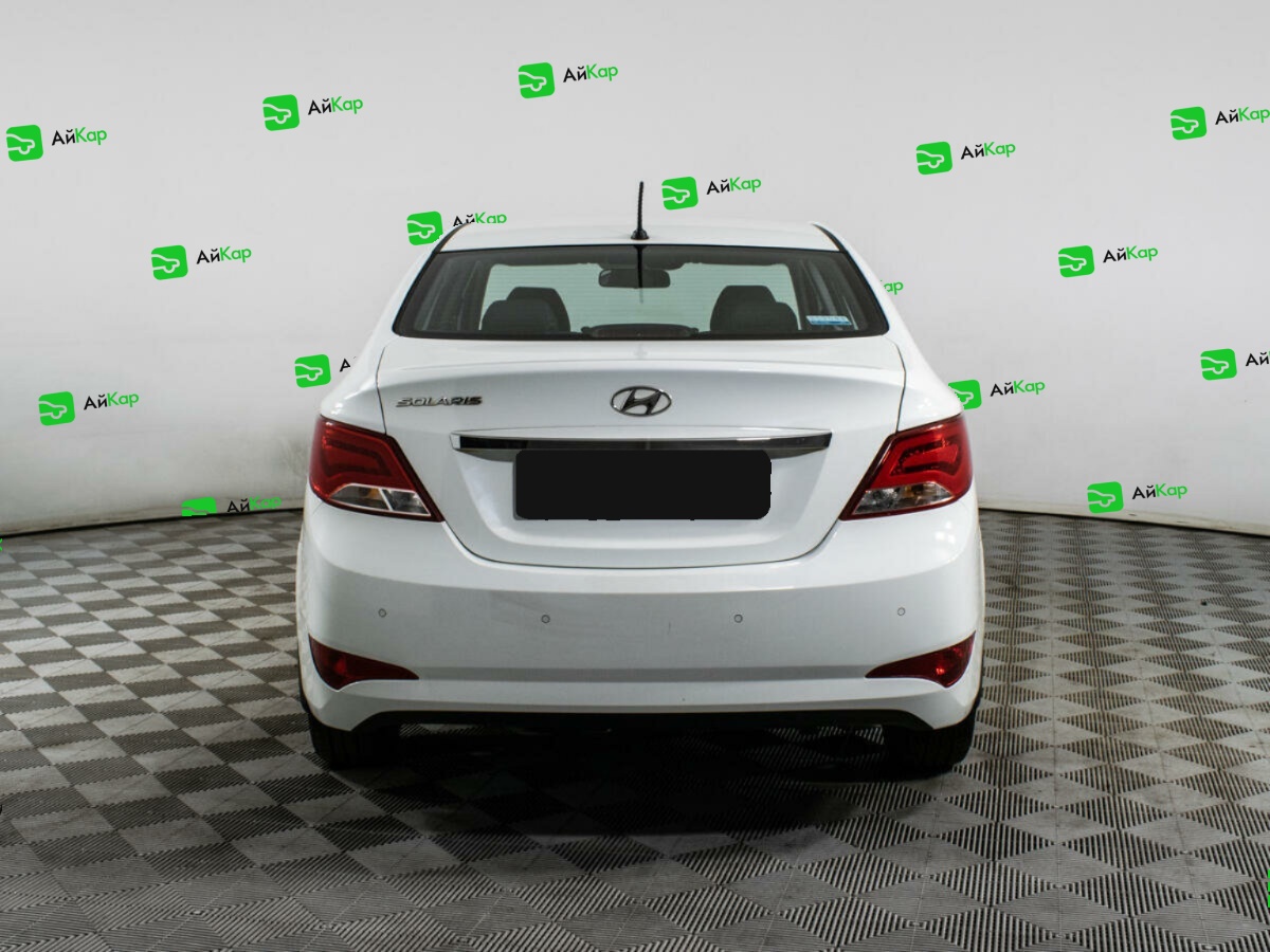 Hyundai Solaris с пробегом — 2016 год. Фото: #5