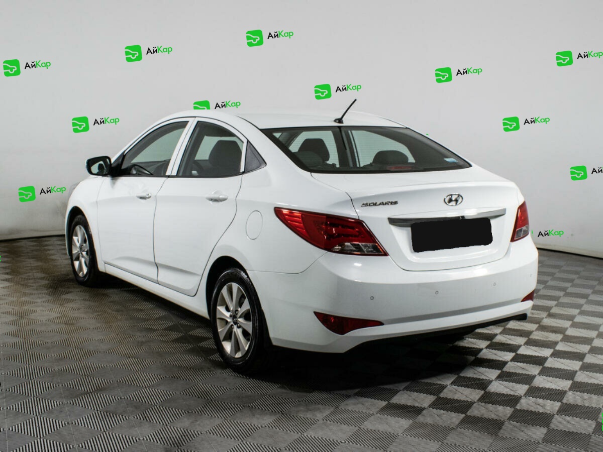 Hyundai Solaris с пробегом — 2016 год. Фото: #6