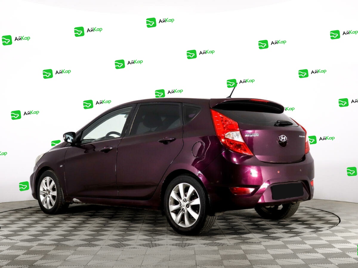 Hyundai Solaris с пробегом — 2013 год. Фото: #6