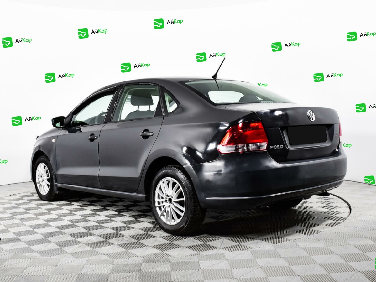 Volkswagen Polo с пробегом — 2013 год. Фото: #6